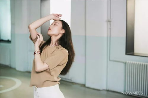 與倪妮共舞秋日時尚 以毛衫為伴，優雅迎接九月