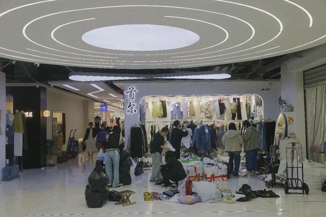 三駕馬車齊驅(qū)，即墨市場商貿(mào)業(yè)點(diǎn)燃轉(zhuǎn)型升級燎原之火——專訪即墨區(qū)市場建設(shè)服務(wù)中心黨組書記、主任王連玉