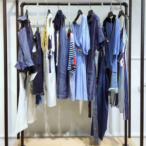 從當(dāng)當(dāng)網(wǎng)民族風(fēng)棉衣到棉麻裙 2020年女裝休閑時(shí)尚的多元呈現(xiàn)